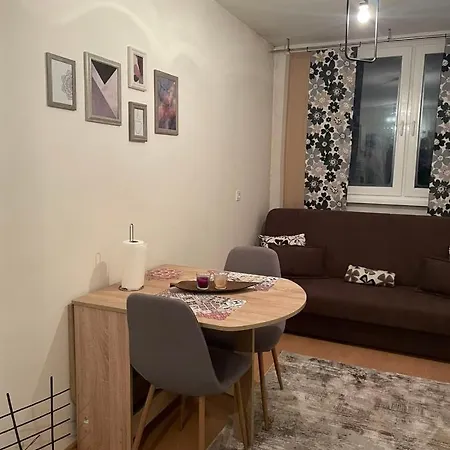 Apartment Feel Like *