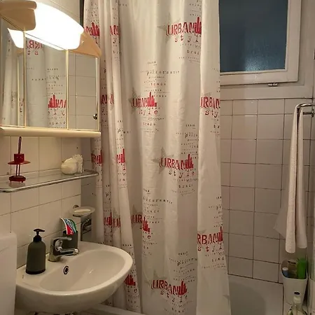 Feel Like Apartment *